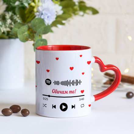Spotify музикална чаша за влюбени